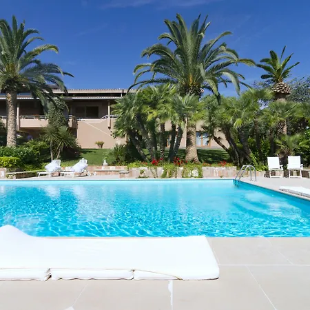 Bed & Breakfast Capodarco 4*